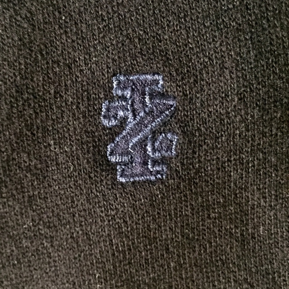 IZOD pullover sweatshirt - Picture 5 of 7